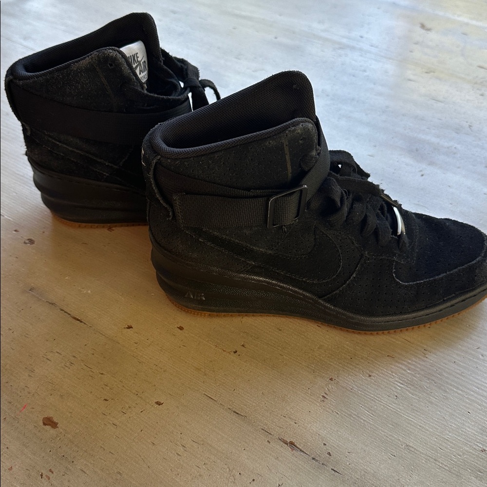 Nike Air Lunar Force 1 Suede Wedge